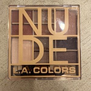 Makeup palette nude colors